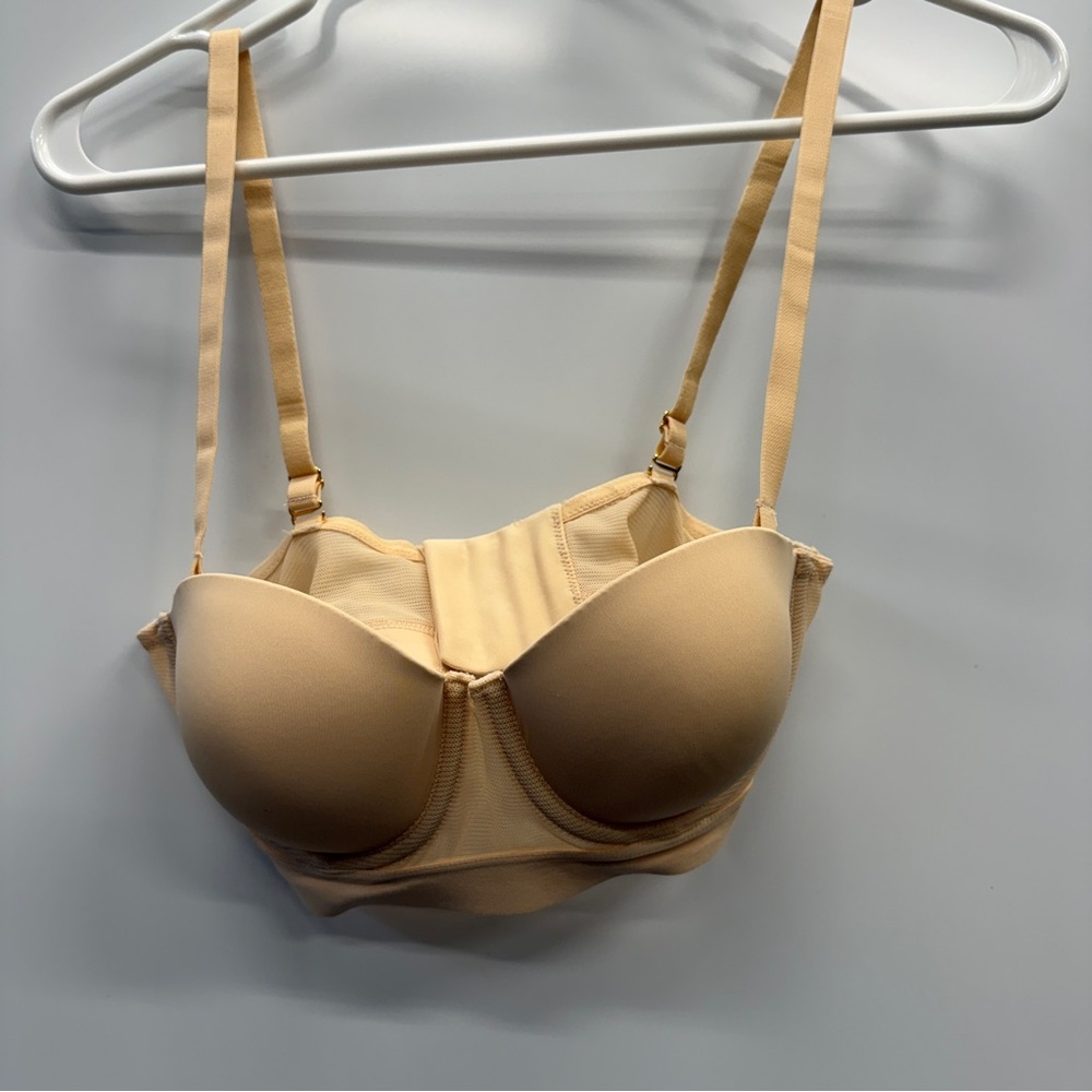 Lively Strapless Bra with Detachable Straps | 32C | Nude | Excellent Condition